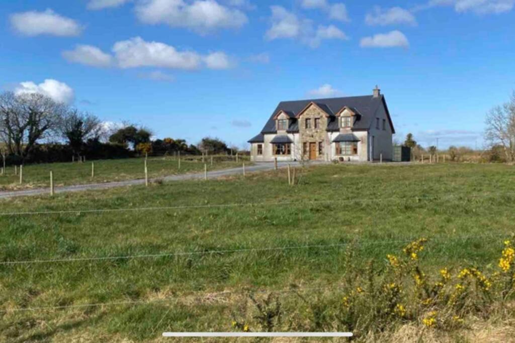 Annies Meadow. Villa Knock  Exterior photo
